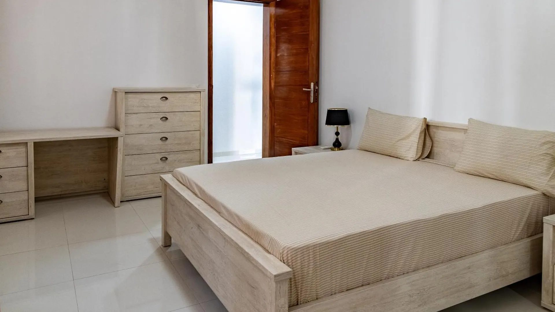 Confort Et Elegance A Dakar 0*,