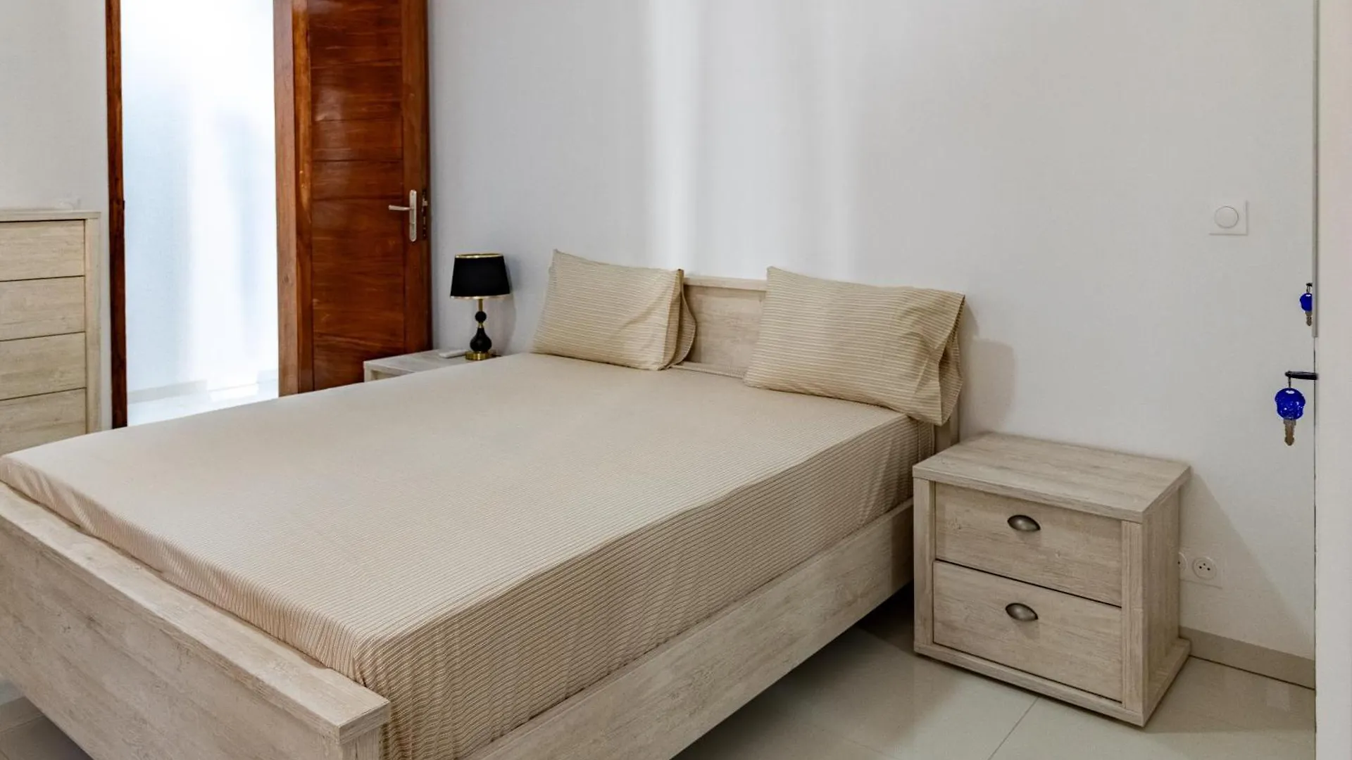 Apartment Confort Et Elegance A Dakar